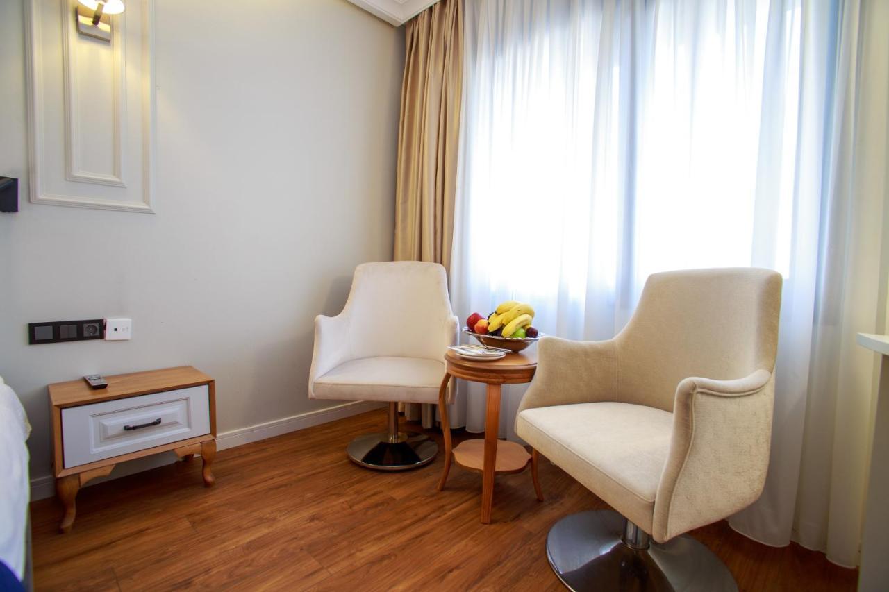 Hotel Mitte Port 4*