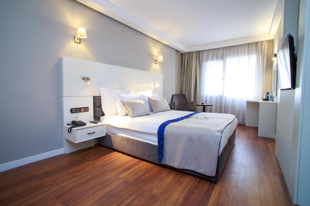 Mitte Port 4*
