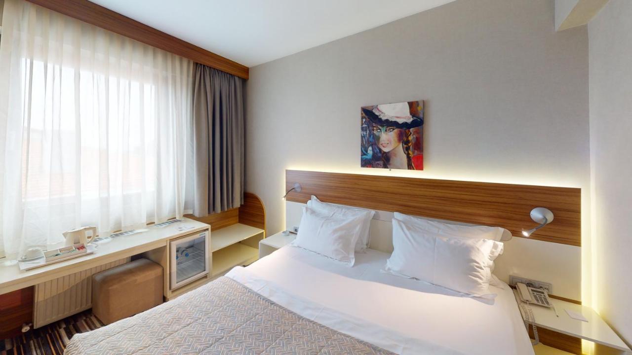 Hotel Mimi 4*