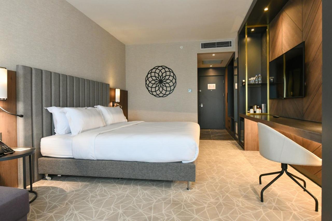 Hotel Crowne Plaza By Ihg 5*