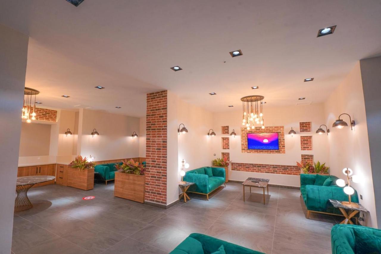 Hotel Amore 3*