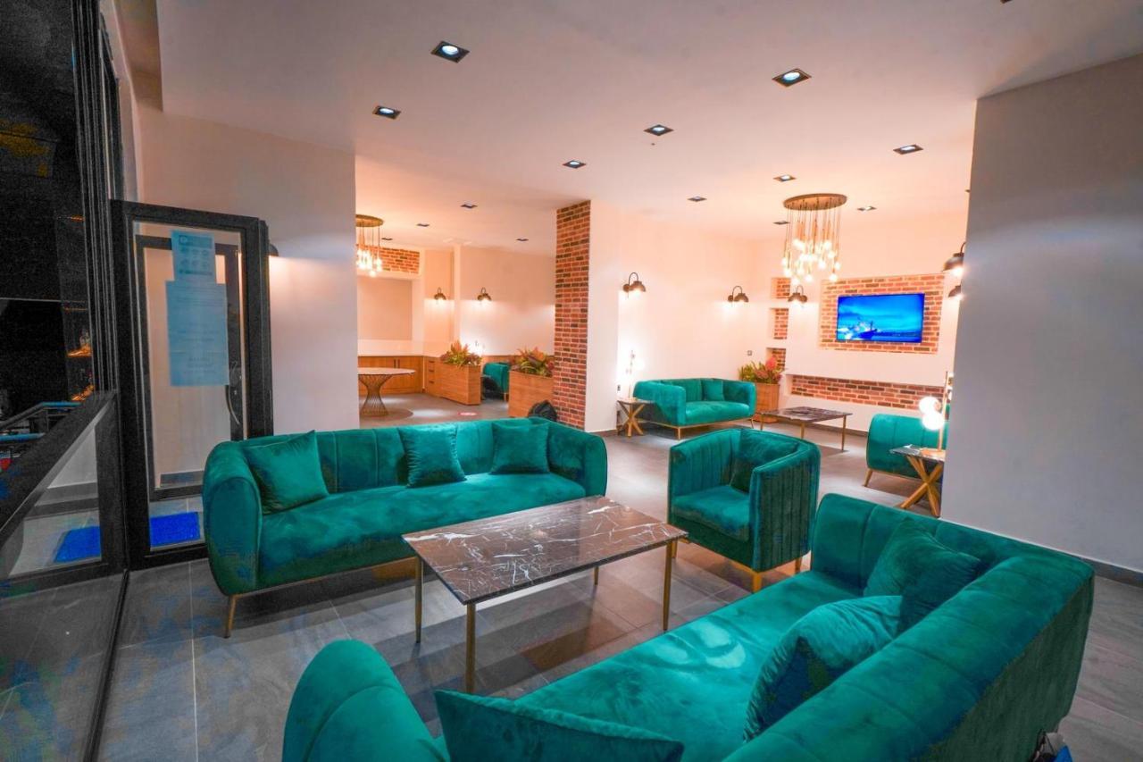 Hotel Amore Hotel 3*