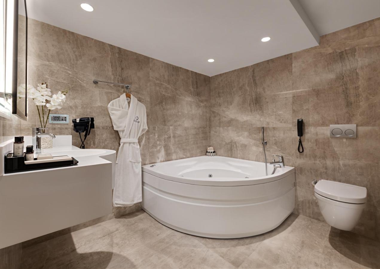 Gleam Collection Hotel 5*