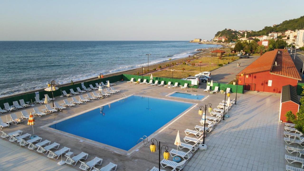 Gardenya Resort *