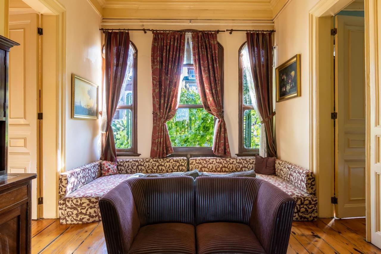 Hotel Bueyuekada Anastasia Meziki History Mansion Adalar