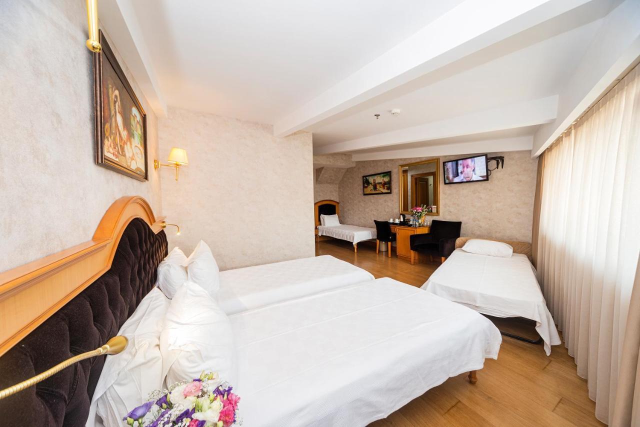 Hotel Aprilis - Special Category