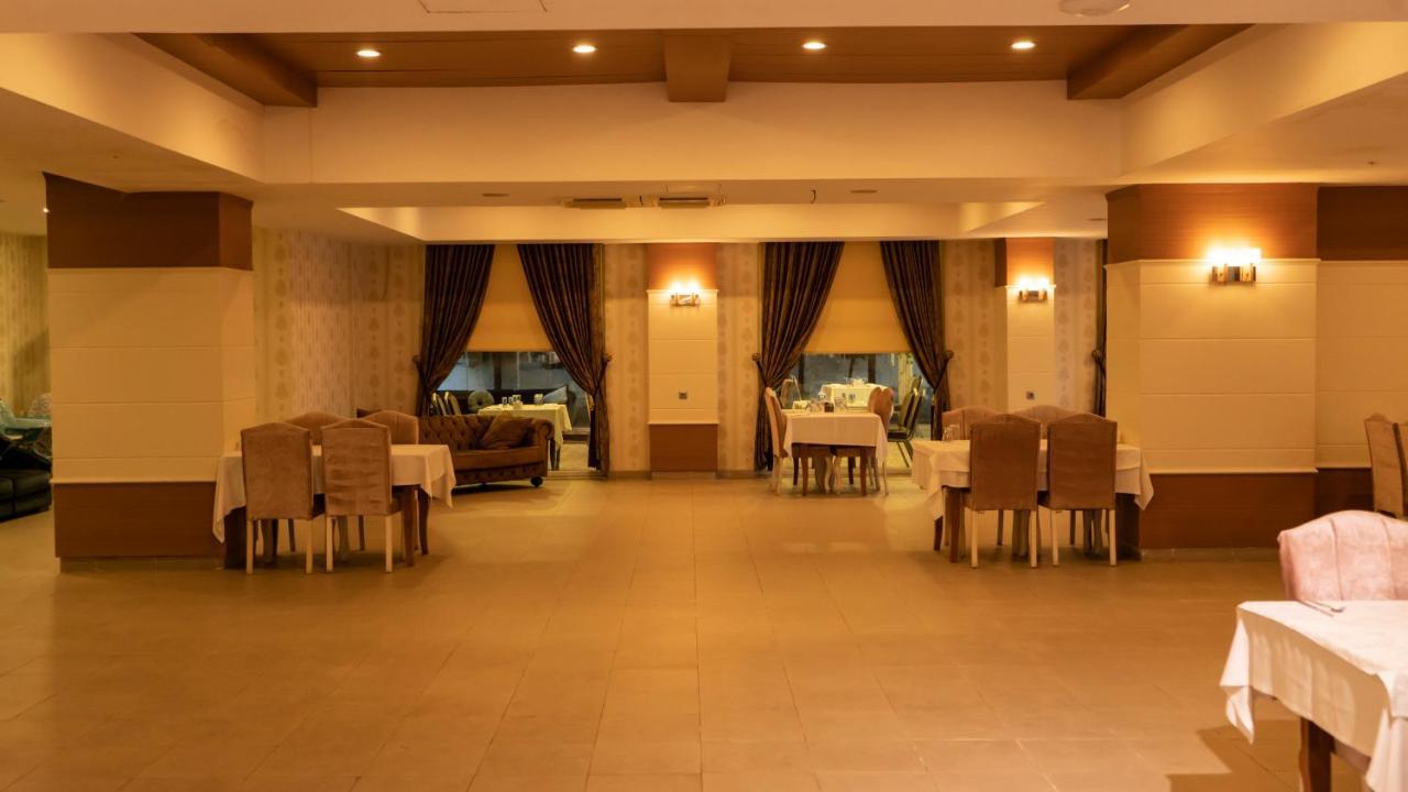 Mox Wellness & Hotel 4*