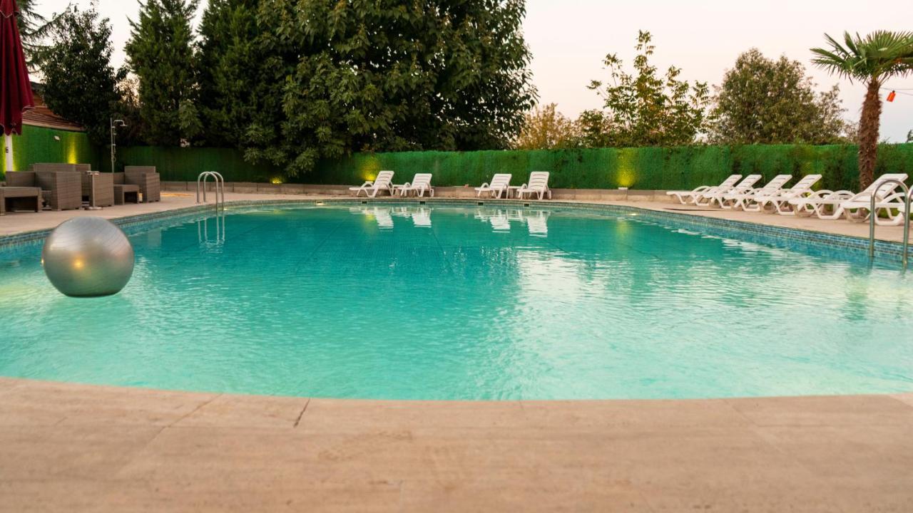 Hotel Mox Wellness & 4*