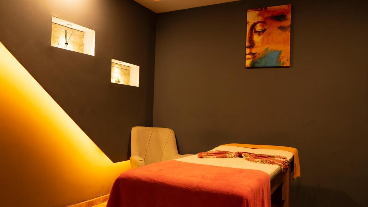 Hotel Mox Wellness &