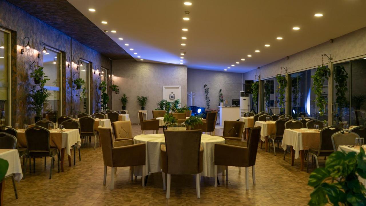 Mox Wellness & 4*