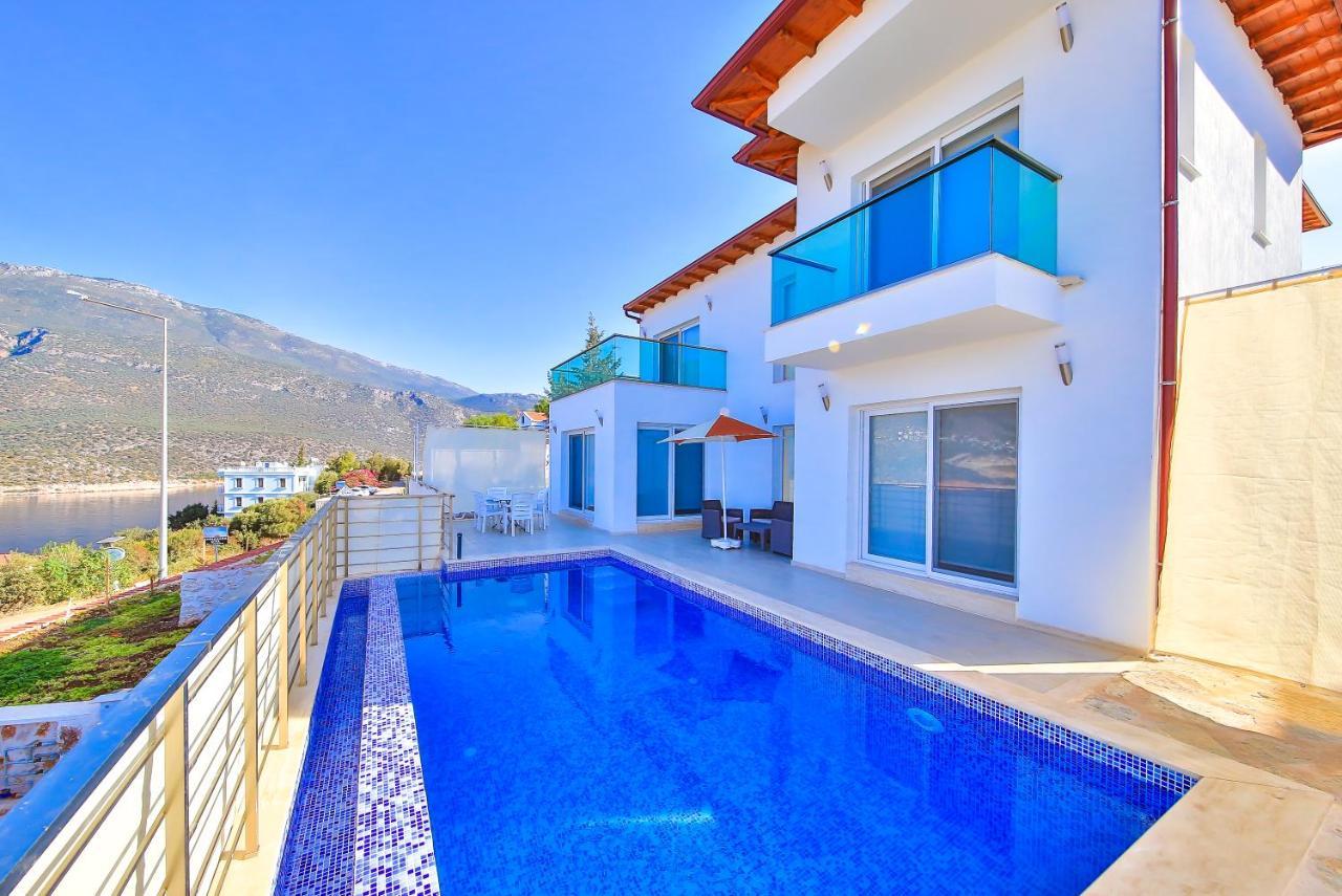 Blue Sea View - Peninsula Villa *