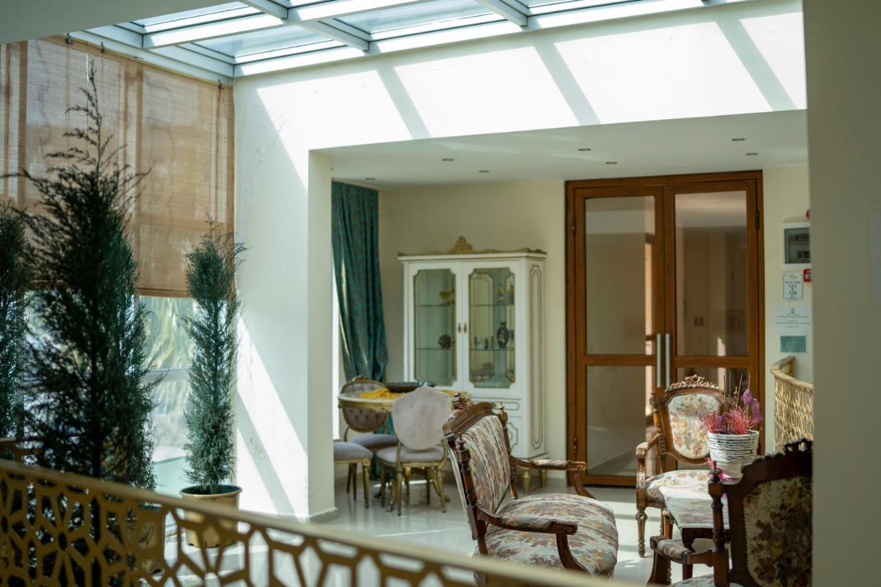 Liona & Hotel Gundogan (Bodrum)