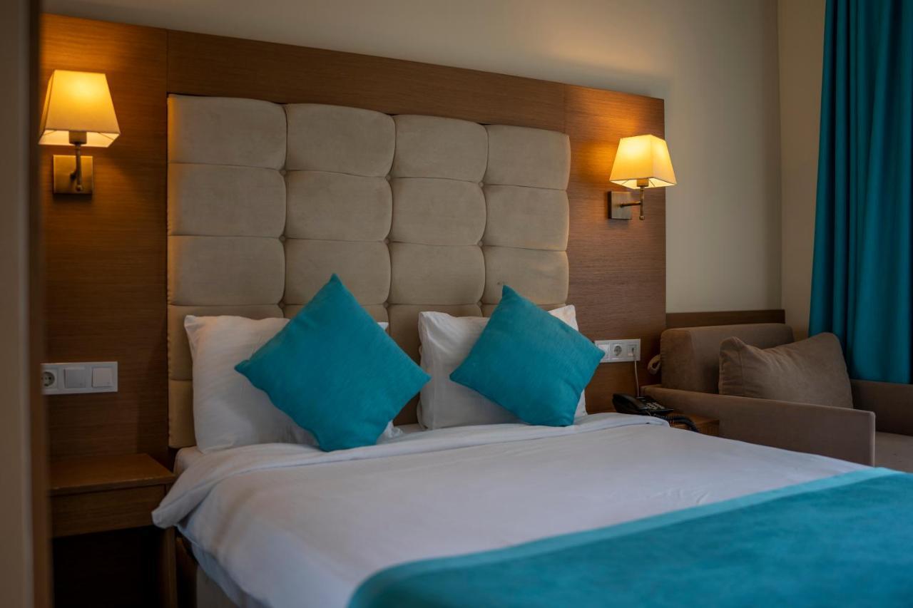 Liona & Hotel Gundogan (Bodrum)