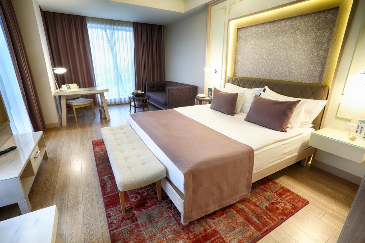 The Park 5*