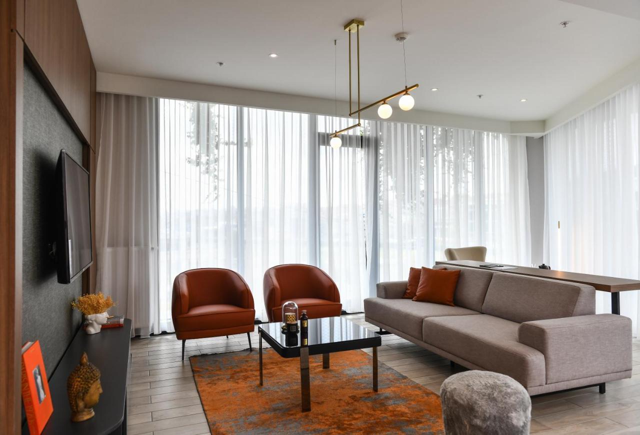 Westside Residences By Rotana Aparthotel