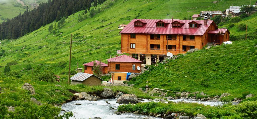 Yedigoller & Restaurant Hotel Uzungol