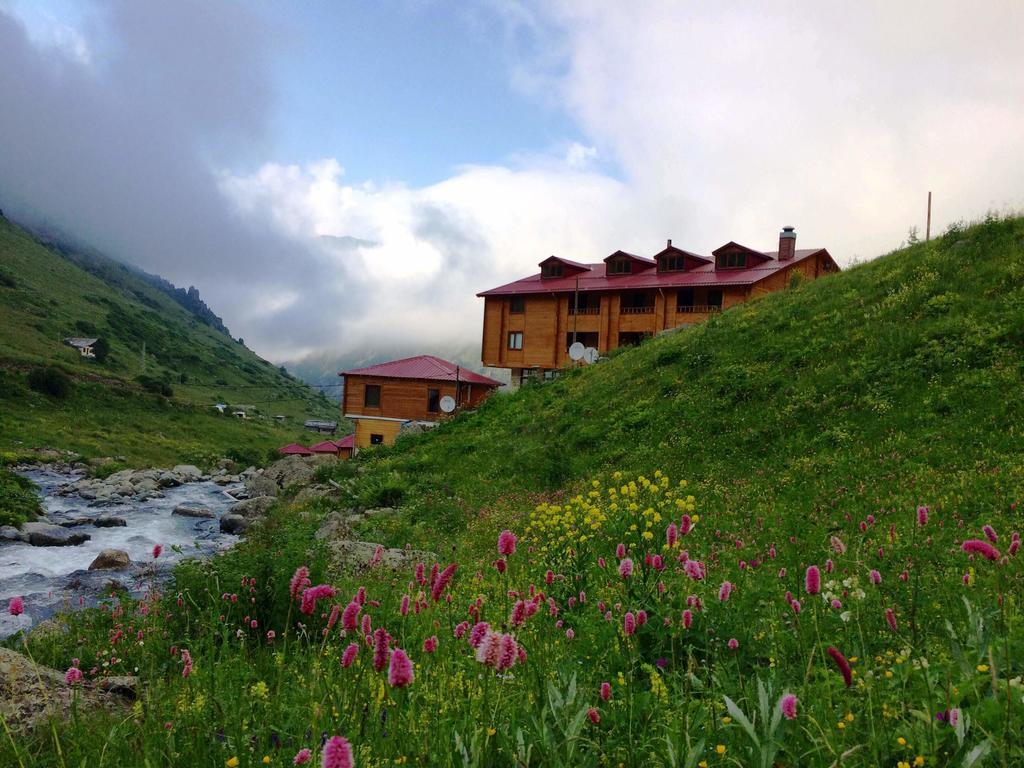 Yedigoller & Restaurant
