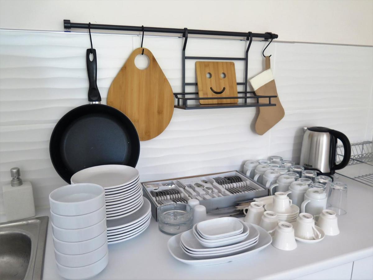 Aparthotel Santa Suites- Near Saint Nicholas Church *