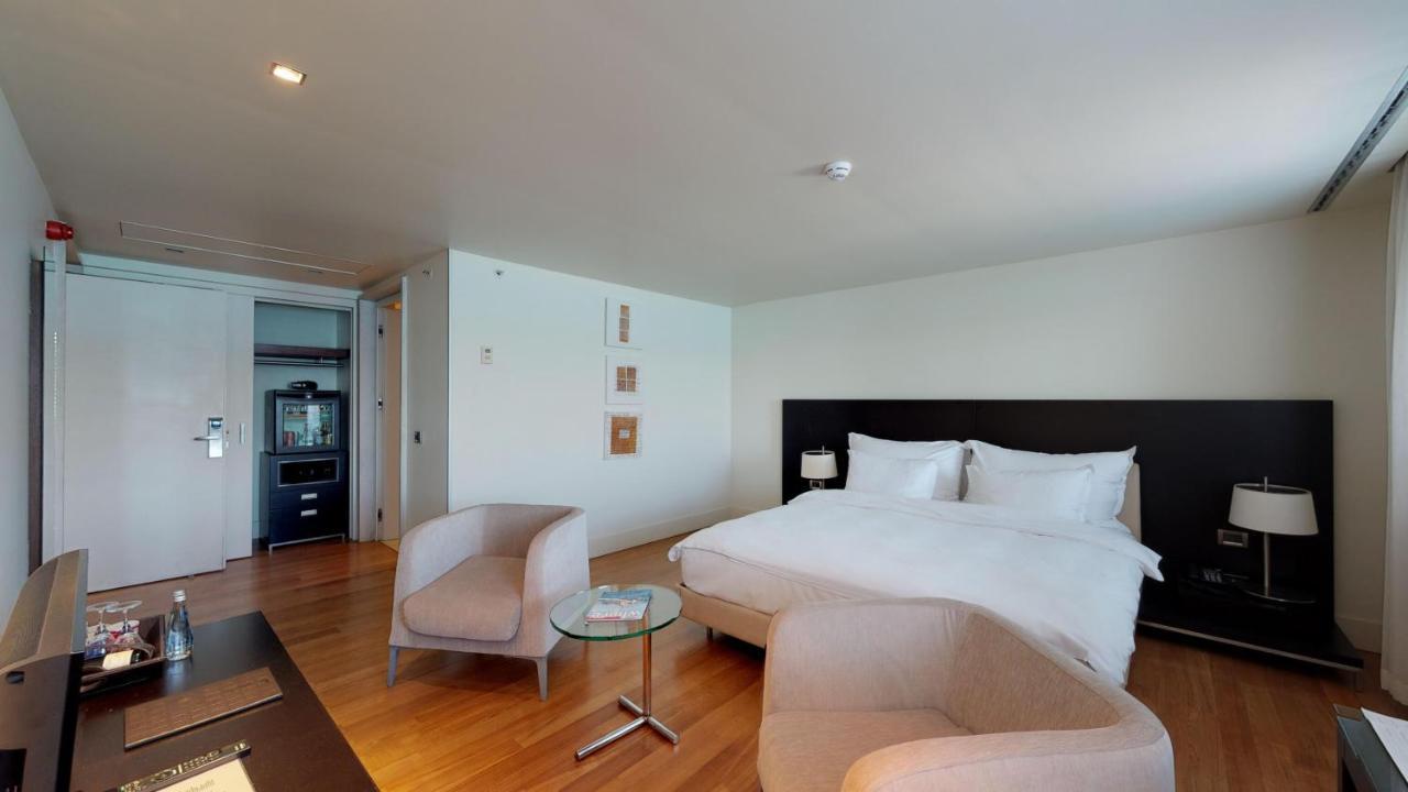 A'jia Hotel