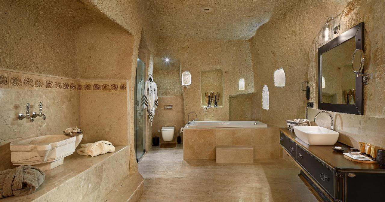Hotel Seraphim Cave & 5*