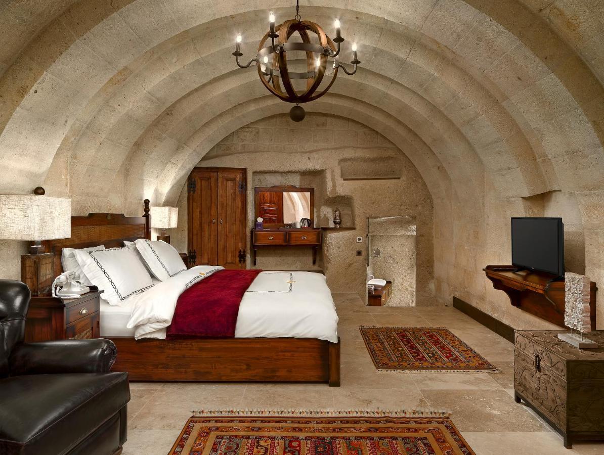 Seraphim Cave &