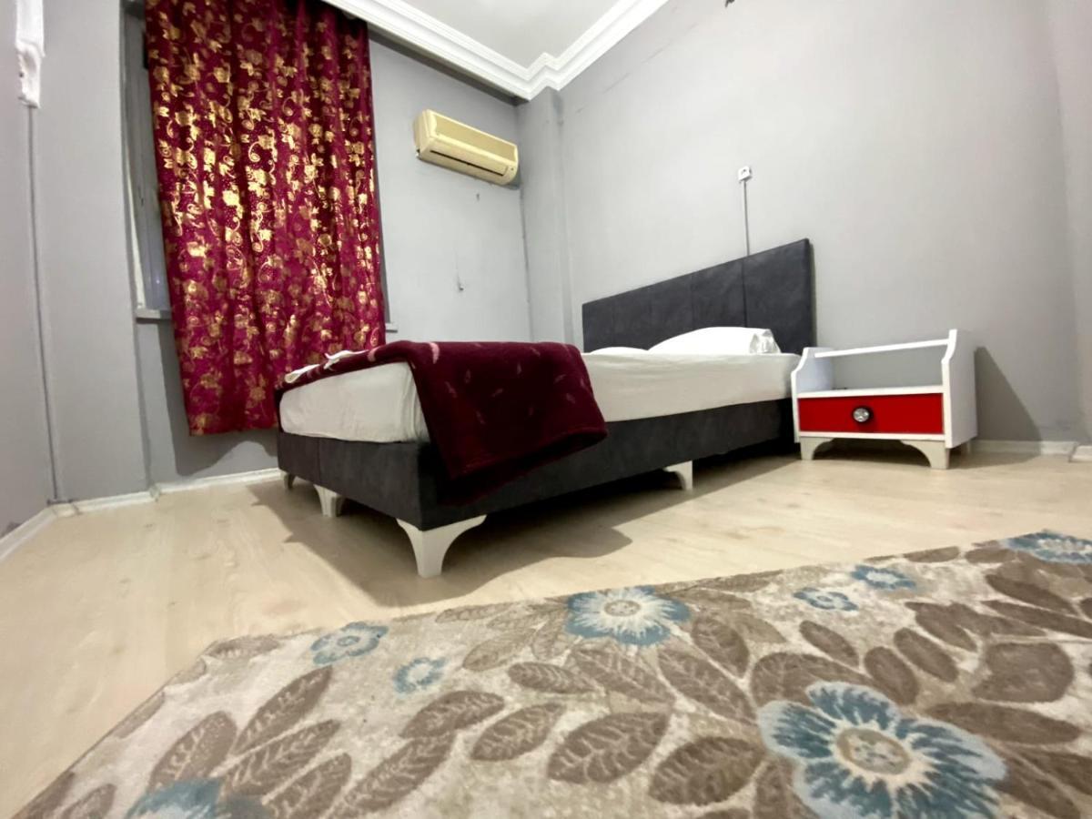 Red White House Guest house