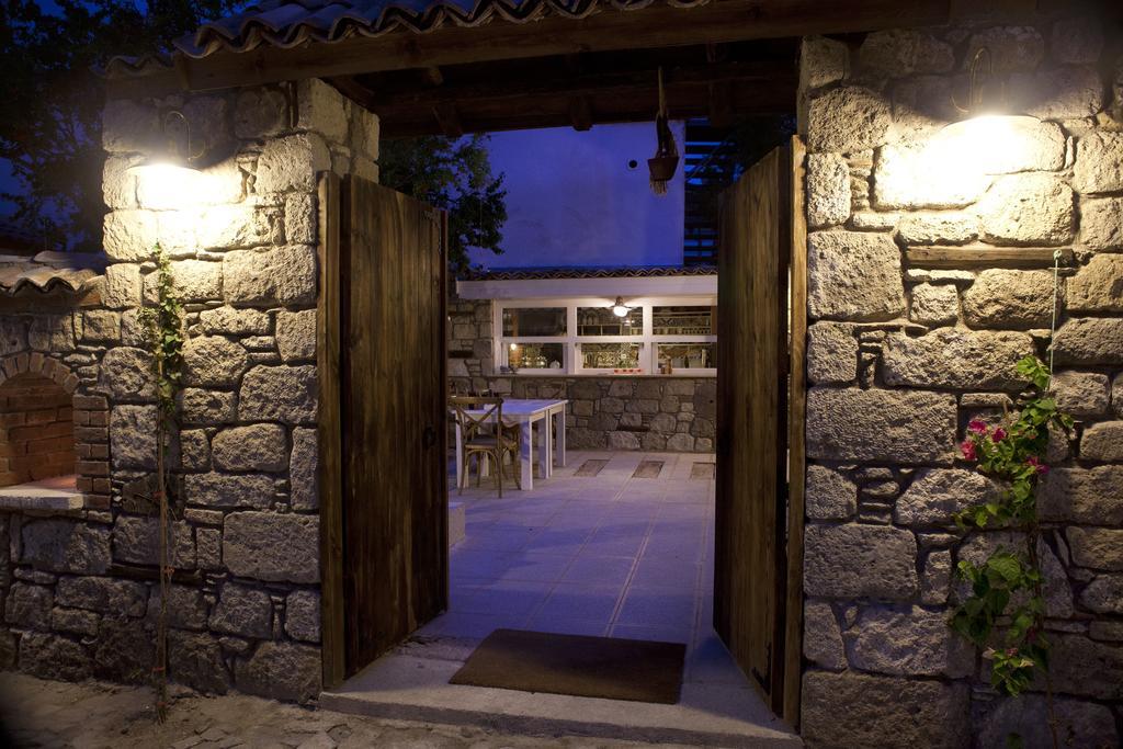 Fi̇li̇zce Konuk Evi Guest house Alacati