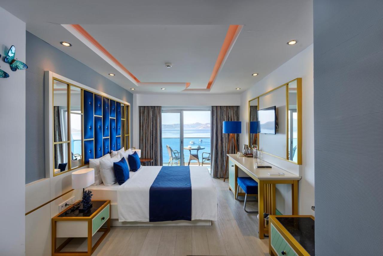 Sea View 3*
