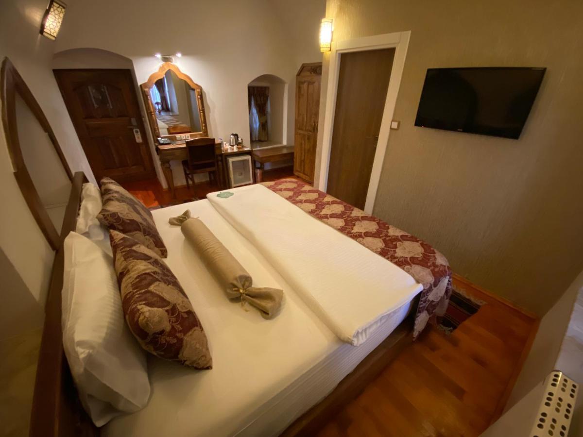 Hotel Behrampasa &cafe &restaurant 4*