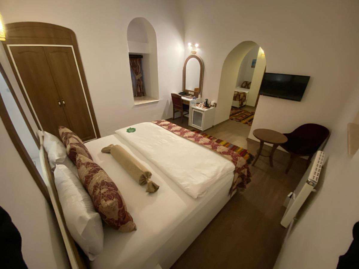 Behrampasa &cafe &restaurant Hotel 4*