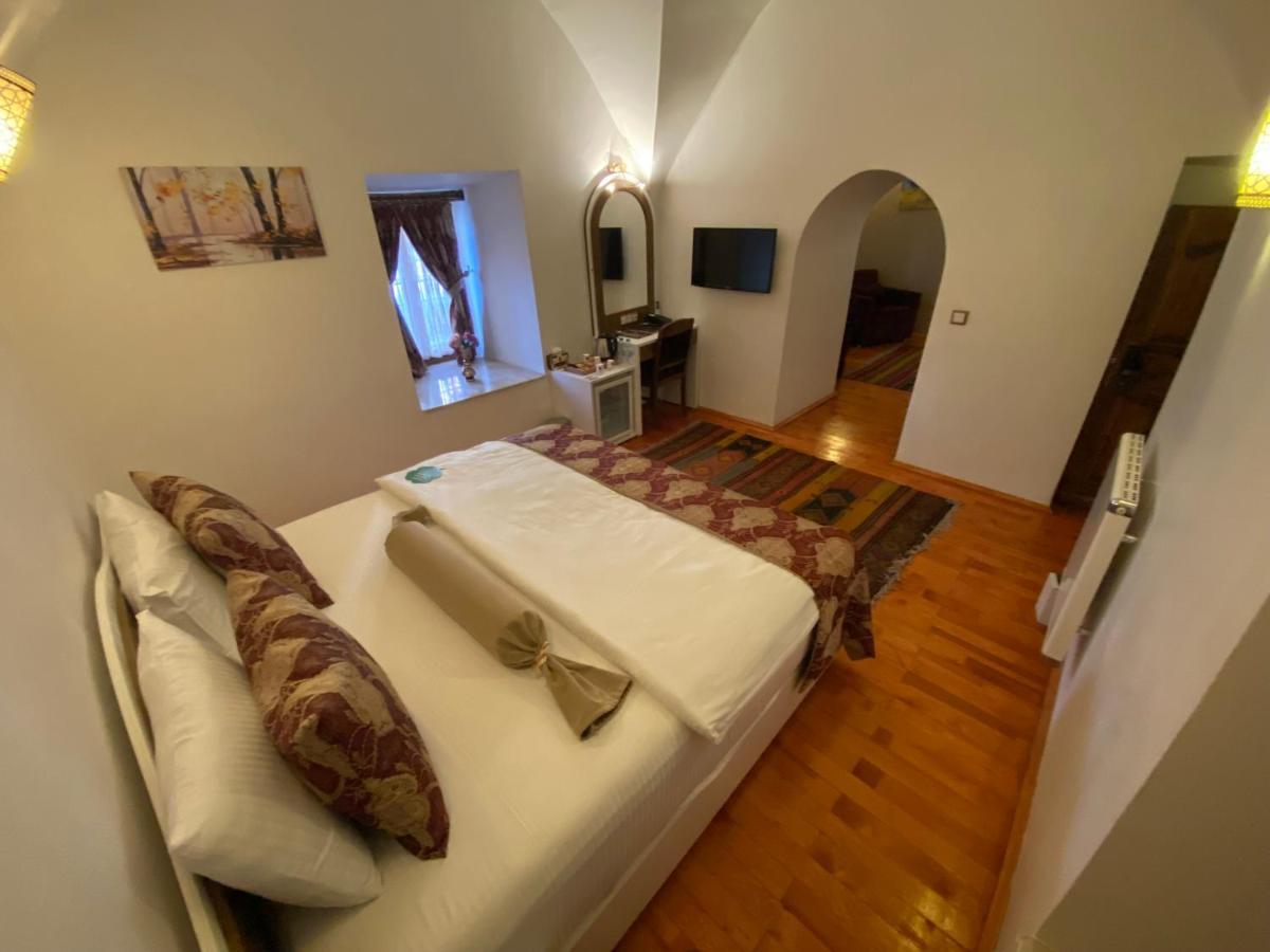 Behrampasa &cafe &restaurant 4*