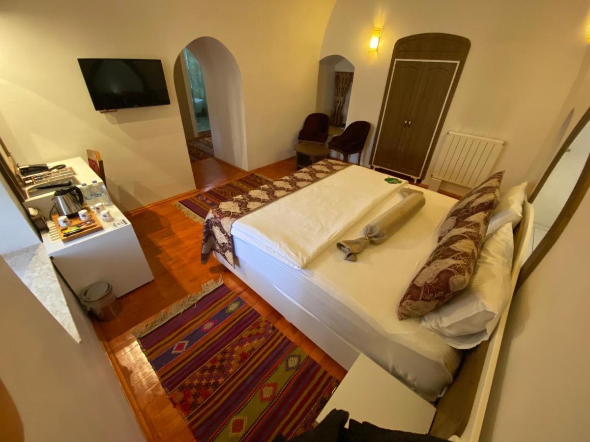 Behrampasa &cafe &restaurant Hotel
