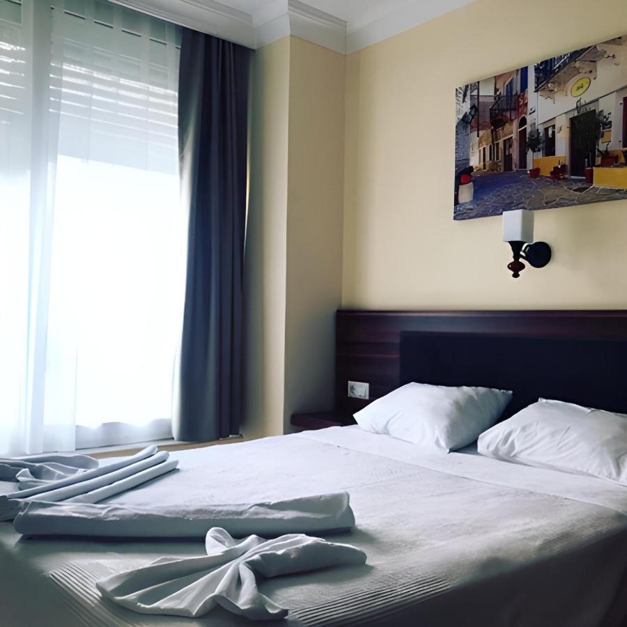 Aparthotel Minta 3*