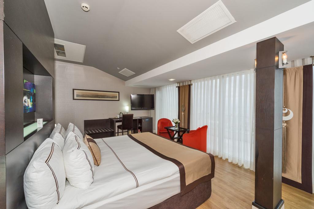 The Beyaz Saray & Spa - Special Category 4* Istanbul