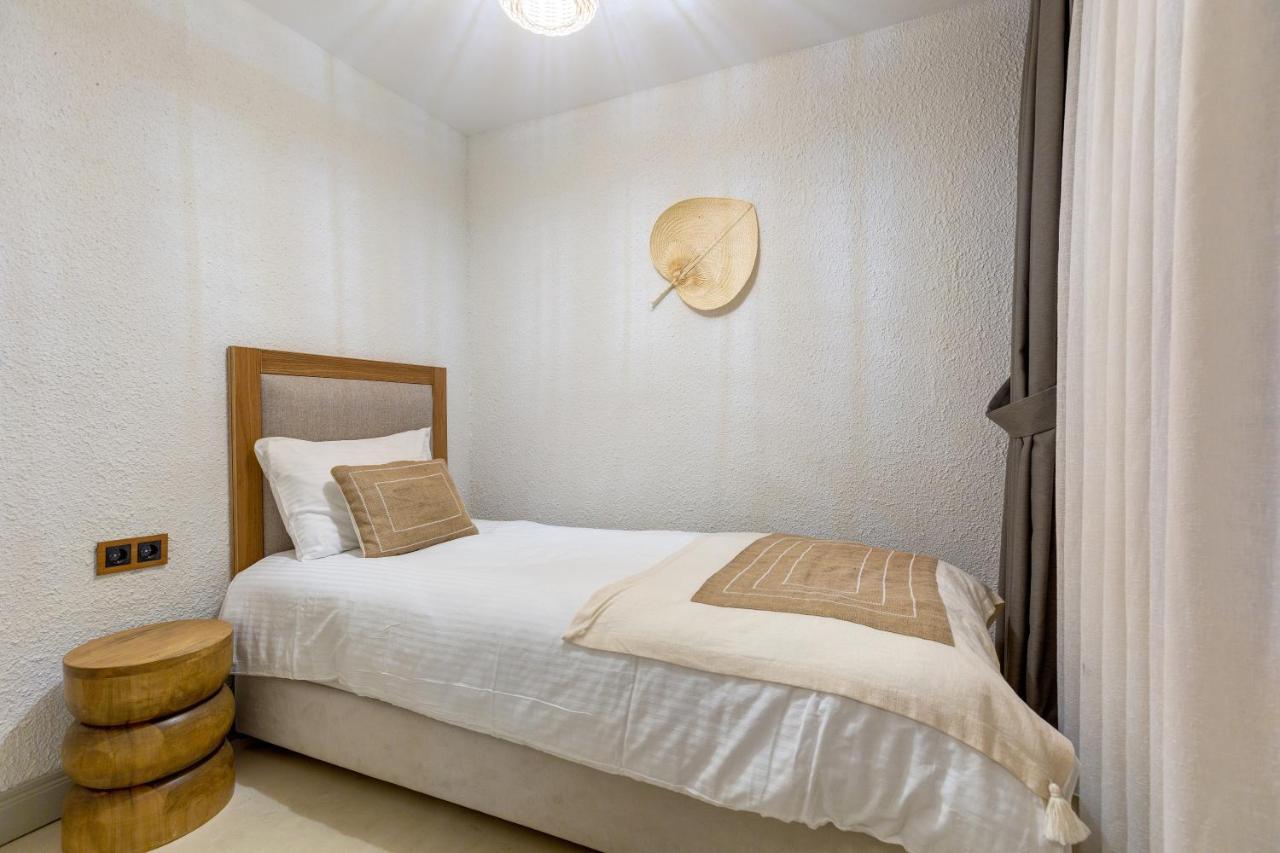 Hotel Navalia Foca