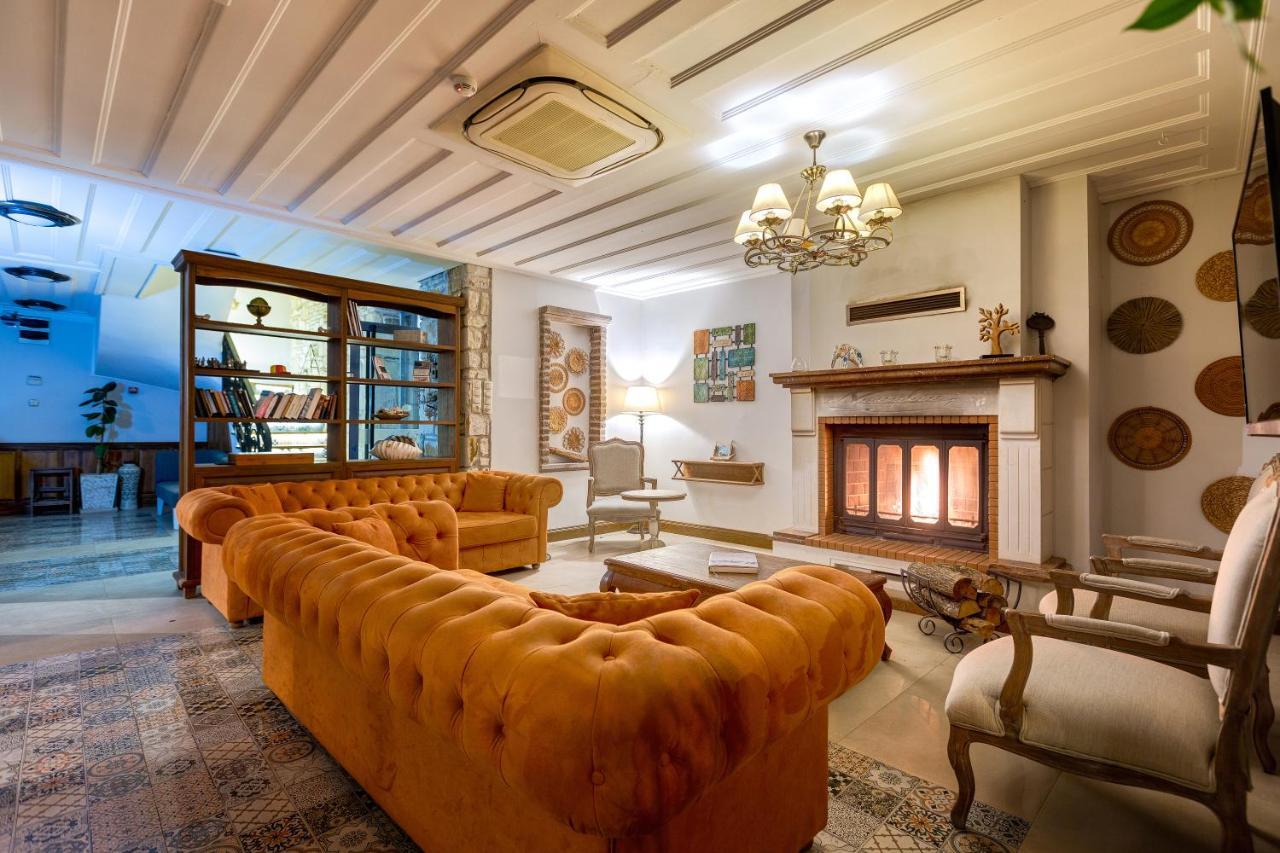 Navalia Hotel Foca