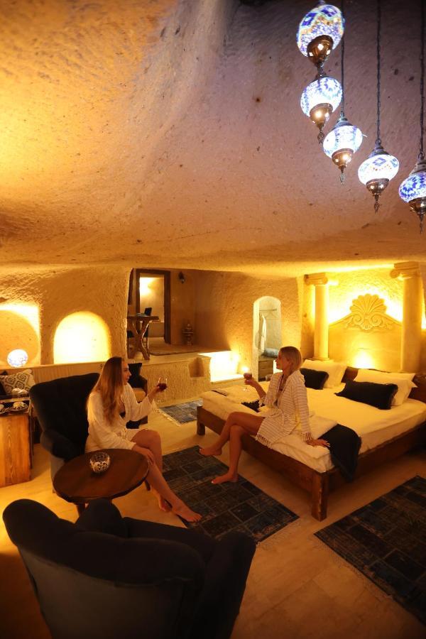 Bed & Breakfast Mak's Cave House *
