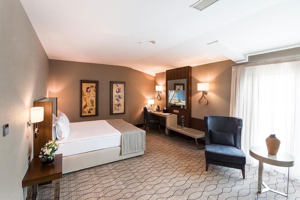 Ramada By Wyndham Sakarya Hotel 5*