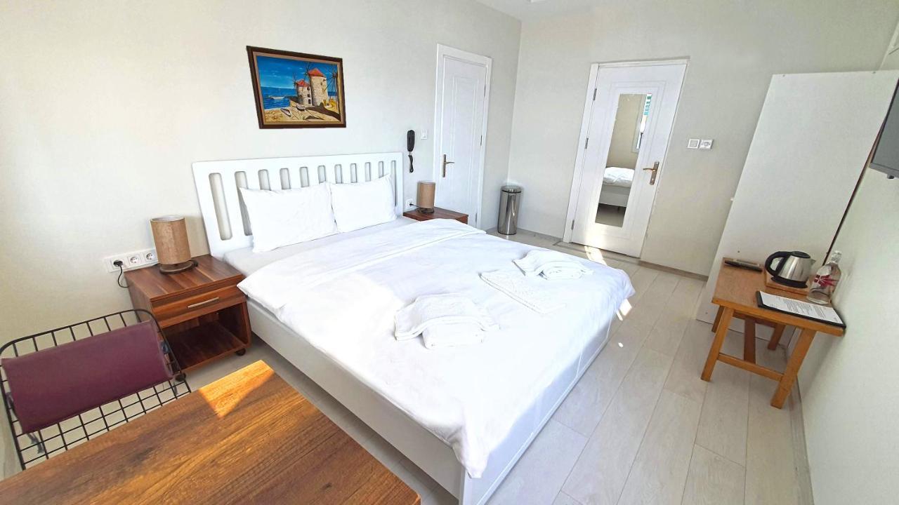 Hotel Midilli *