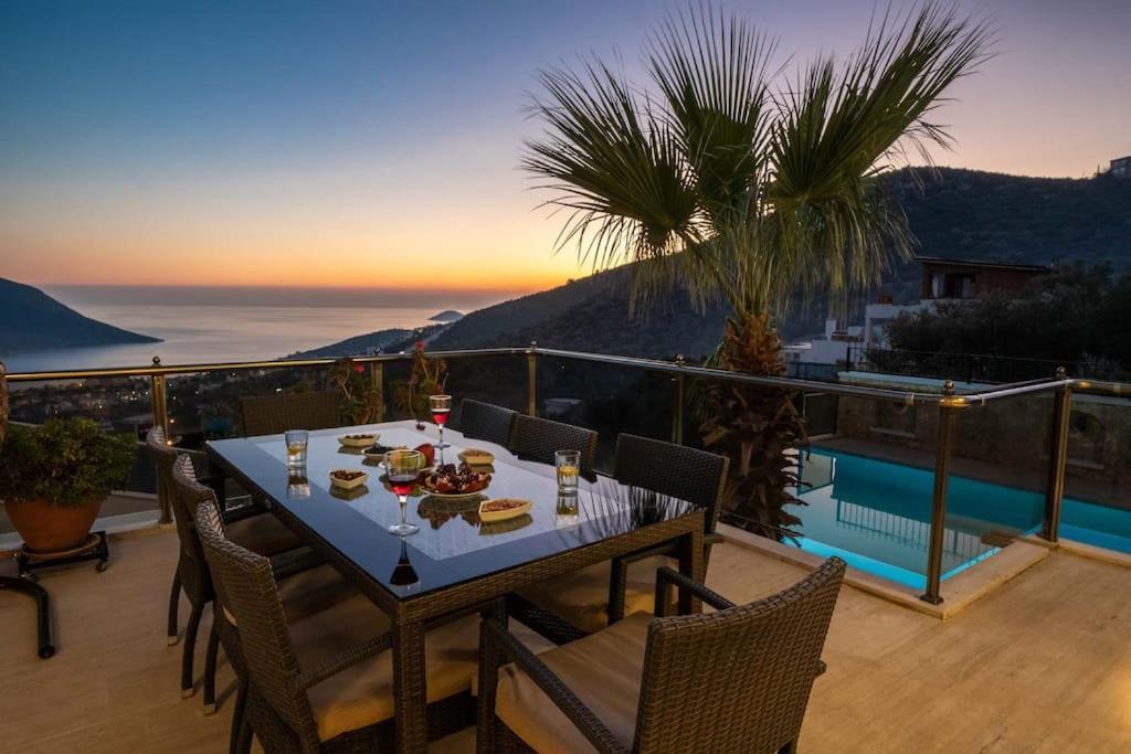 Fantastic Kalkan With Heated Infinity Pool & Amazing Sea Views *