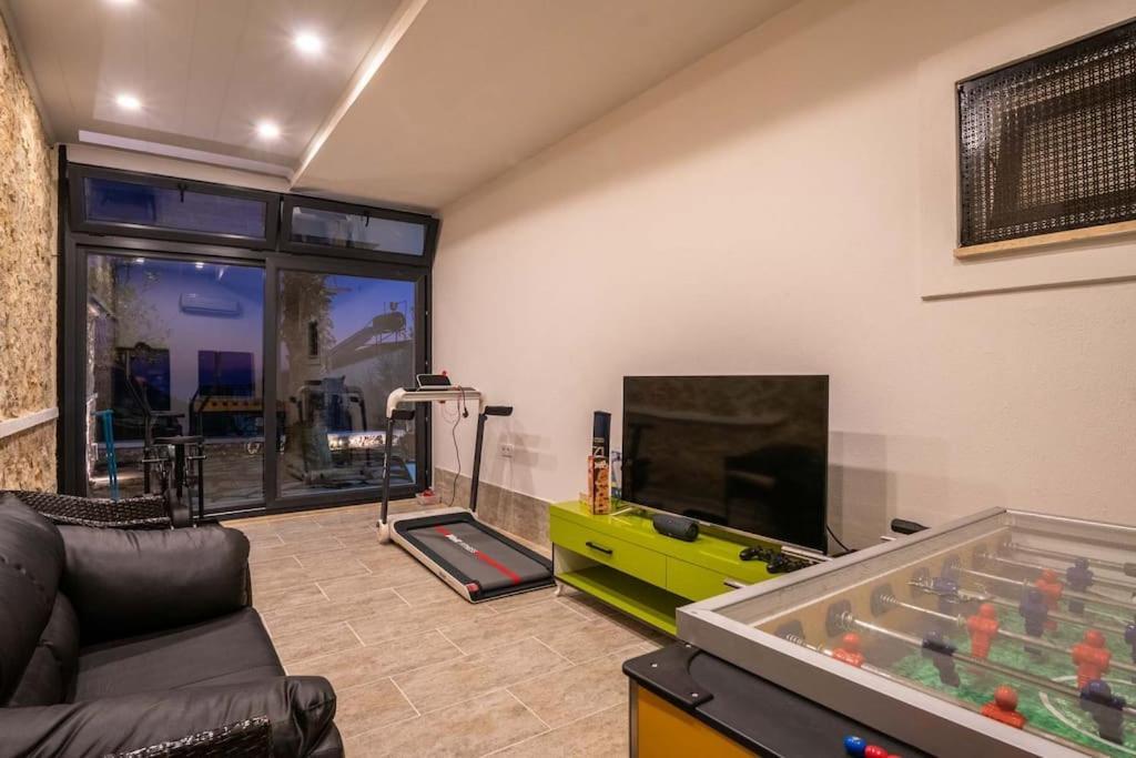 Fantastic Kalkan With Heated Infinity Pool & Amazing Sea Views Villa
