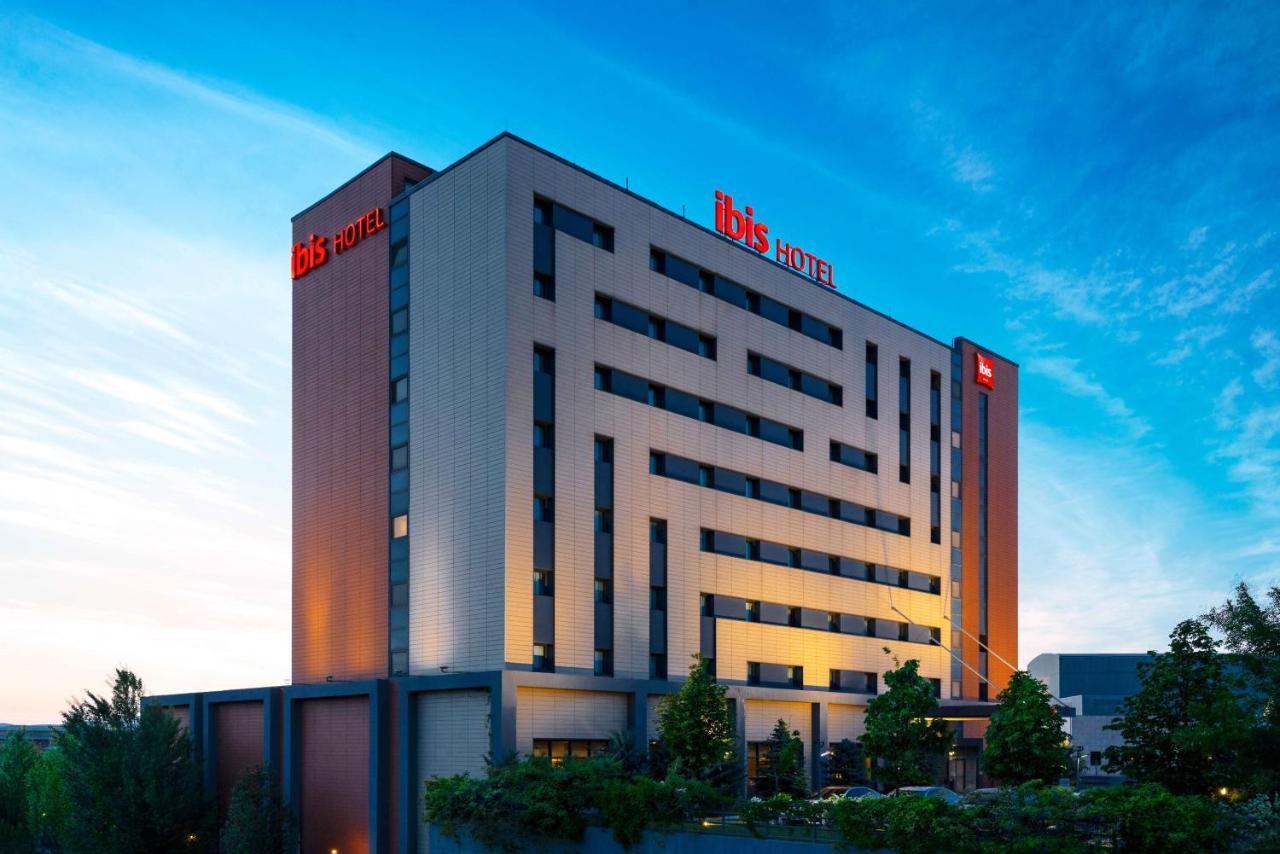 Ibis Airport Hotel 3*