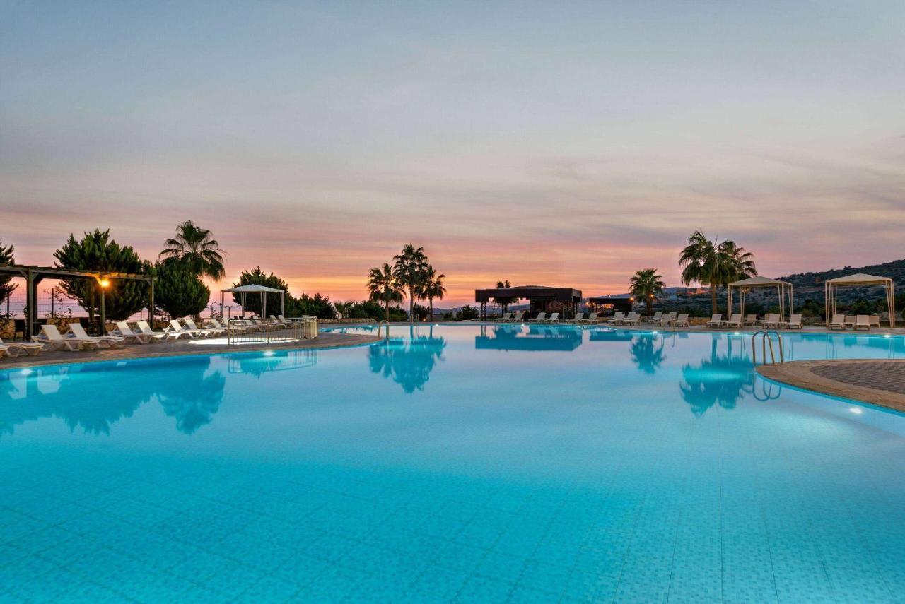 Ramada By Wyndham Hotel 3*