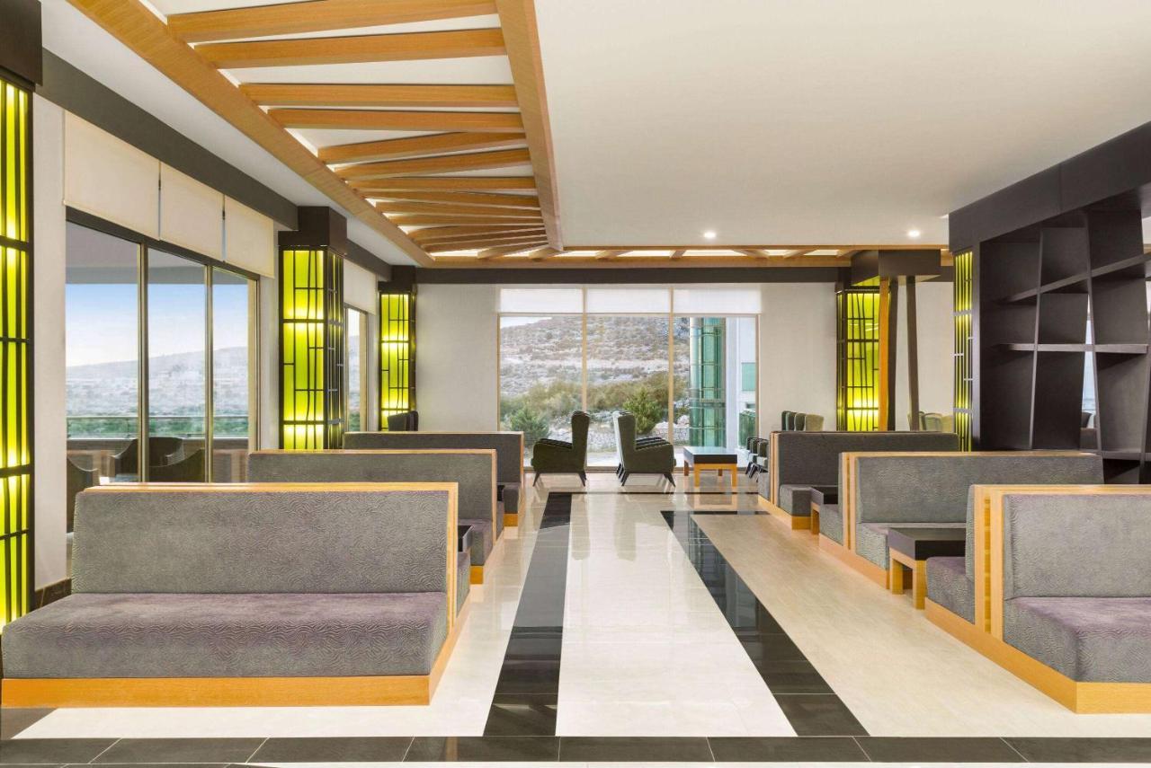 Hotel Ramada By Wyndham Kizkalesi