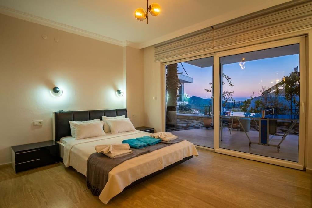 Fantastic Kalkan With Heated Infinity Pool & Amazing Sea Views