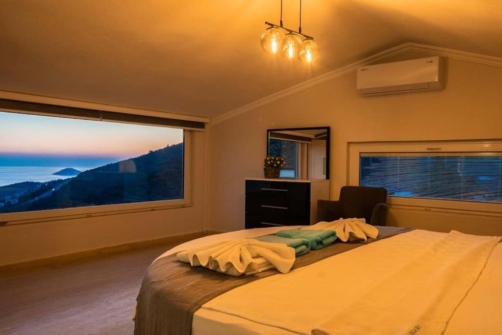 Fantastic Kalkan With Heated Infinity Pool & Amazing Sea Views