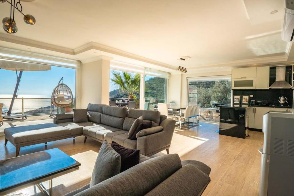 Fantastic Kalkan With Heated Infinity Pool & Amazing Sea Views Villa *