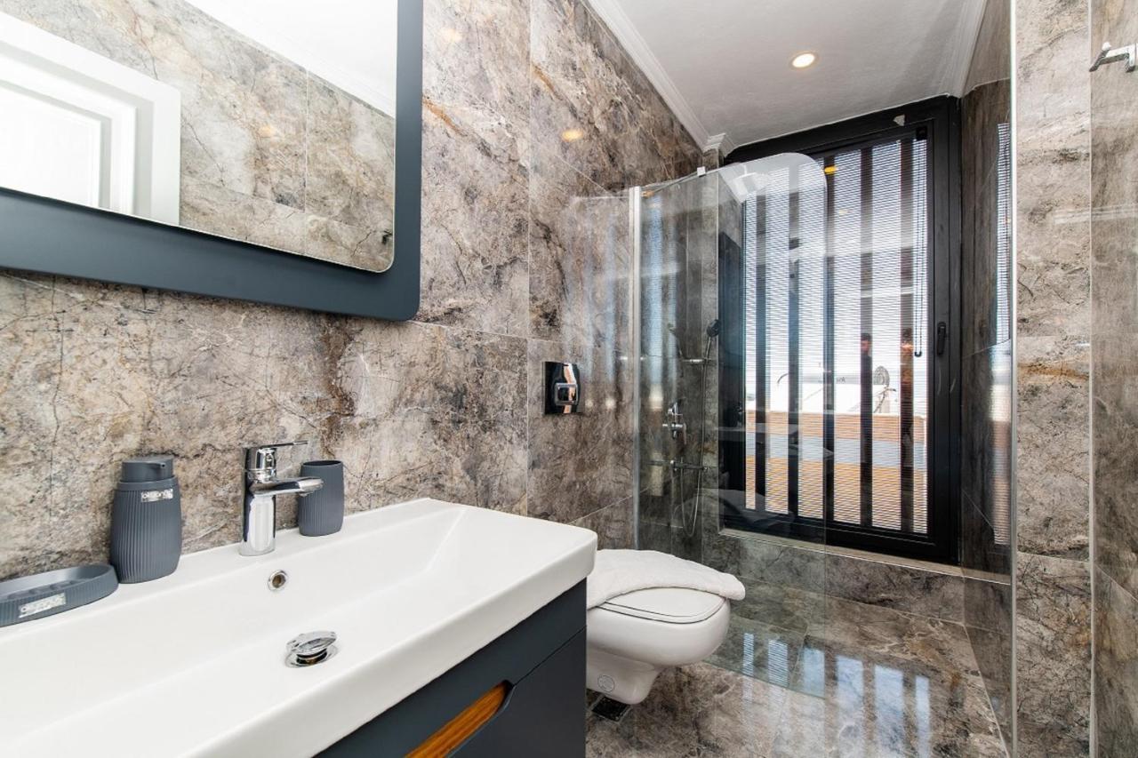 Miel Suites-3 Luxury With Private Pool&sauna Kalkan