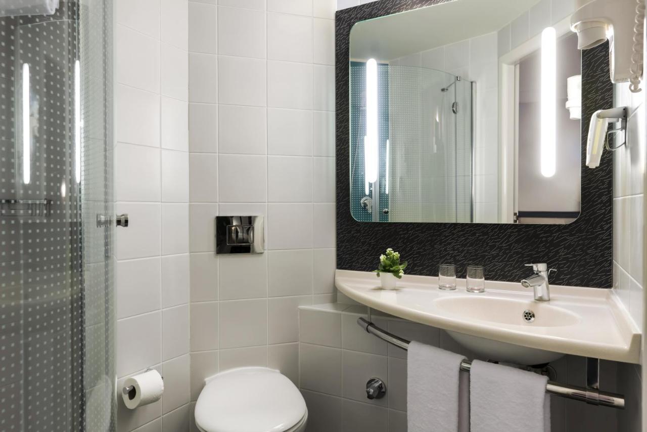 Ibis Airport 3*