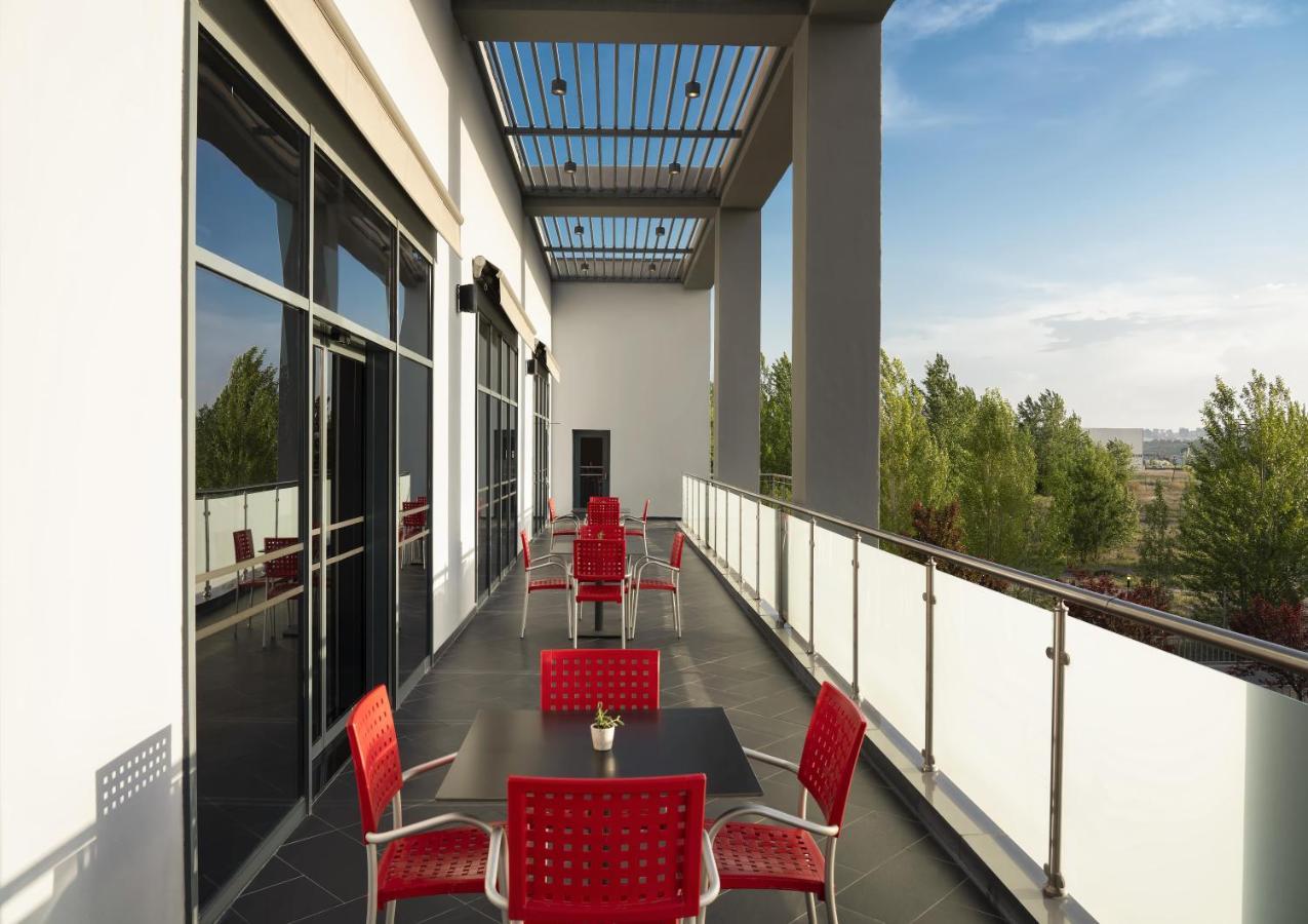 Hotel Ibis Airport